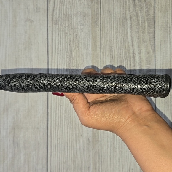 Coach Zip Signature Canvas Pebbled Leather Wristlet Black - Picture 4 of 13